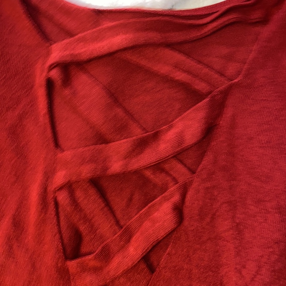 Small maroon top with criss cross back